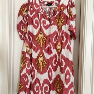 Chic Pink and White Patterned Dress